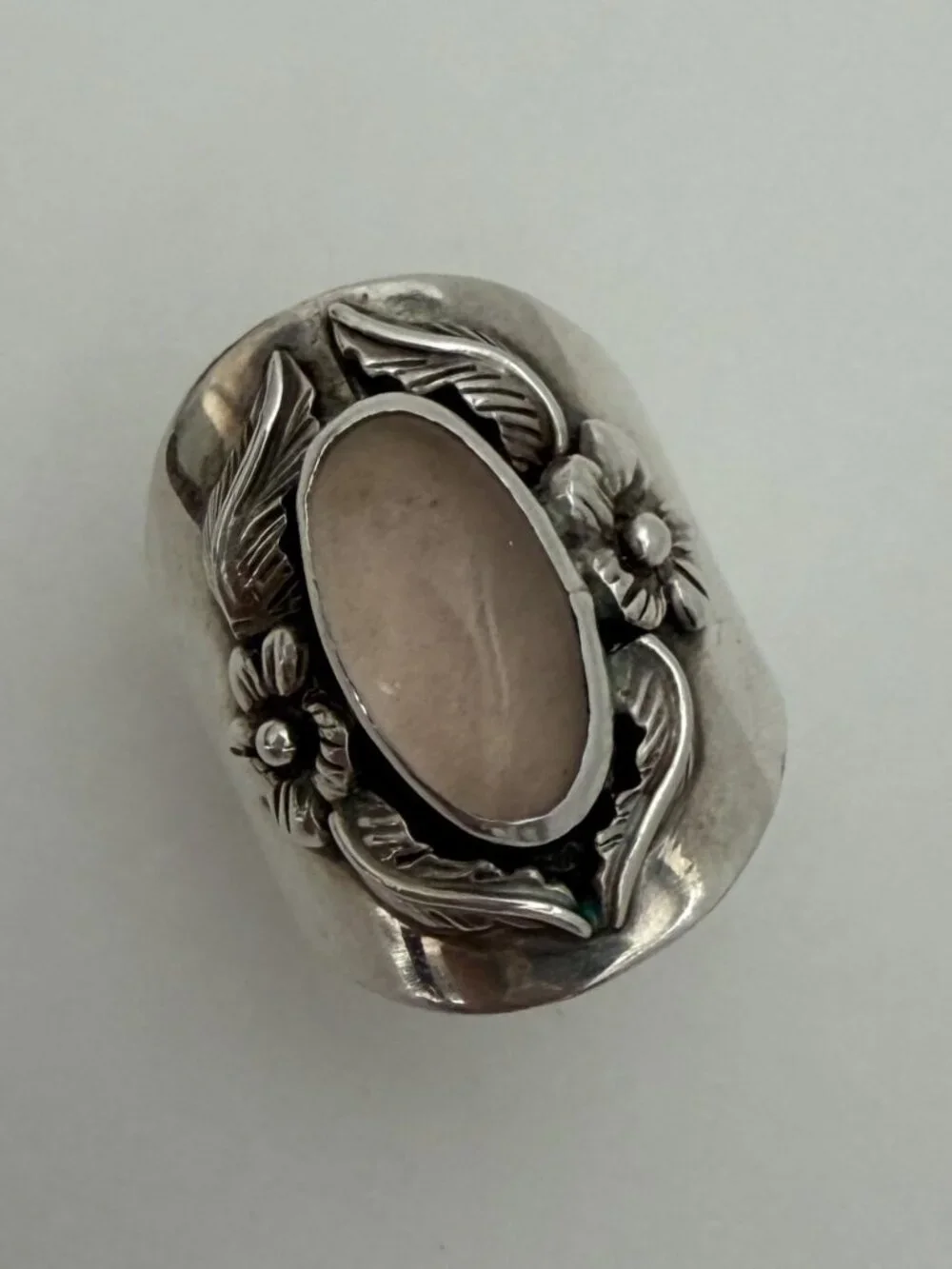 Vintage 1985 CAROL FELLEY 925 Sterling Ring w rose quartz stone Southwest design